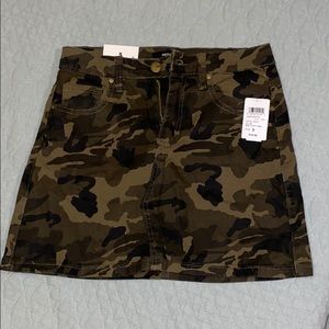 Camp mini skirt